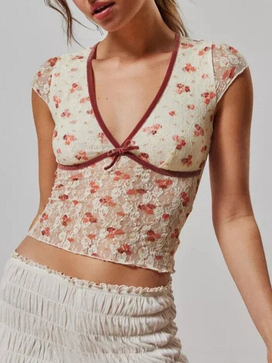 Millie Short Sleeve | crop top | Lace Top | Beverly and Beck | size M - Picture 3 of 7